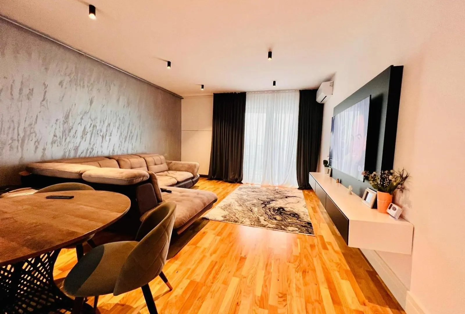 Sweet Comfort Inn Bucharest Romania